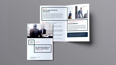 Aufgeschlagene WSW-Campus Broschüre mit Informationen zu Seminaren zu Arbeitsrecht und für den Personalbereich